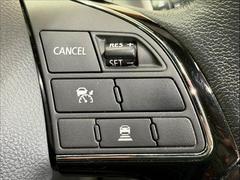 �ڥ졼�������롼������ȥ�����۹�®ƻϩ�Ǥ�Ĺ��Υ���Ԥ��ڤˡ�����ư��®�٤��ݤĥ��롼������ȥ����뤬�����ͷڸ������ƥ��Ϣ�Ȥ��������μ�ξ���Τ��Ƽִ֤��ݤĤ褦��®��Ĵ�ᤷ�Ƥ���ޤ����� 5