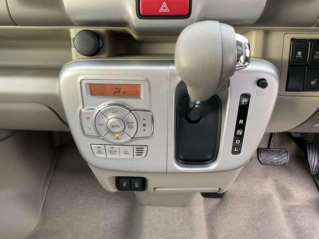 クリッパーリオ 660 E ハイルーフ 4WD 雹害車 4WD LEDヘッド 左側オートスライ 切替式4WD 衝突軽減 LEDヘッドライト 車線逸脱警報 スマートキー 禁煙車 アイドリングストップ(7枚目)