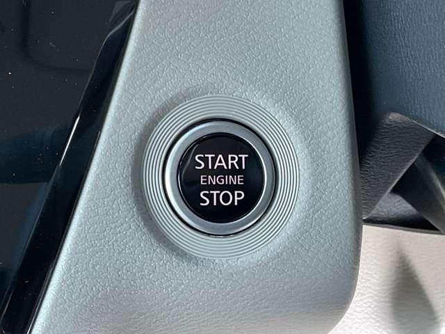 プッシュエンジンスタートでラクラクエンジンの始動ができます。