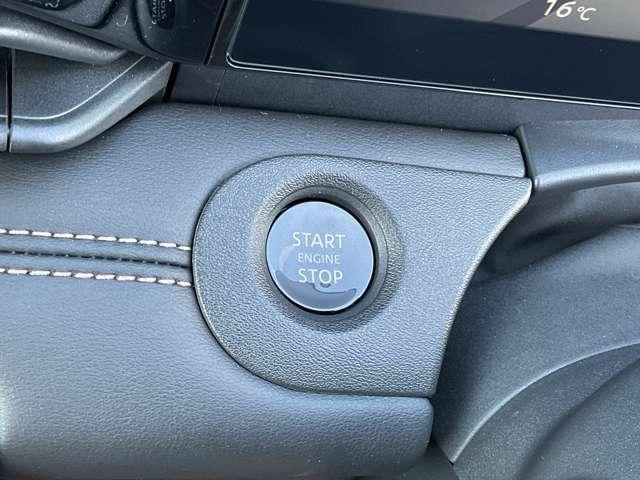 プッシュエンジンスタートでラクラクエンジンの始動ができます。