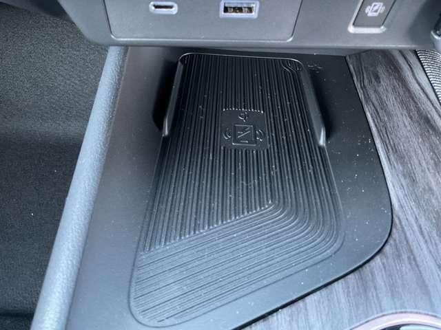 オーラ １．２　Ｇ　雹害車　日産コネクトナビ　全周囲カメラ　自動（被害軽減）ブレーキ　ＬＥＤ　ＬＫＡ　サイドカメラ　ＥＴＣ　カーテンエアバッグ　アルミホイール　禁煙　インテリジェントキー　パワーウィンドウ　ワンオーナー　フルオートエアコン　キーレスエントリー（19枚目）