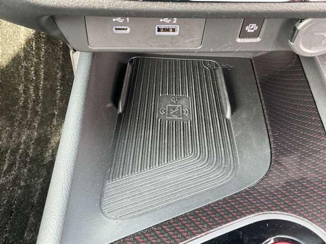 オーラ １．２　ＮＩＳＭＯ　日産コネクトナビ　全方位カメラ　カーテンエアバッグ　エマブレ　インテリキー　ＥＴＣ　ドラレコ　車線逸脱警報　ワンセグ　キーフリーシステム　ダブルエアバック　定期点検記録簿　アルミホイール　運転席エアバッグ　メモリーナビ　ナビＴＶ（16枚目）