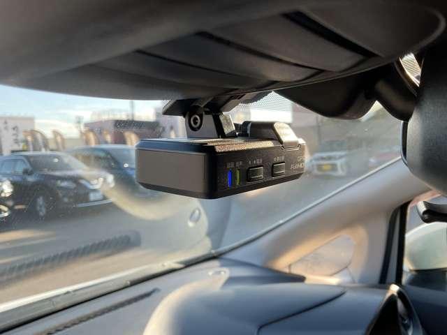 ノート １．２　ｅ－ＰＯＷＥＲ　メダリスト　日産純正メモリーナビ　全方位カメラ　被害軽減ブレーキ　ＴＶナビ　ドライブレコーダ　バックモニター　インテリキー　ＬＥＤランプ　車線逸脱警報システム　ワンオーナー　キーフリー　アルミホイール　ＥＴＣ　オートエアコン　記録簿　メモリーナビ（8枚目）