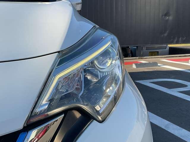 ノート １．２　ｅ－ＰＯＷＥＲ　メダリスト　日産純正メモリーナビ　全方位カメラ　被害軽減ブレーキ　ＴＶナビ　ドライブレコーダ　バックモニター　インテリキー　ＬＥＤランプ　車線逸脱警報システム　ワンオーナー　キーフリー　アルミホイール　ＥＴＣ　オートエアコン　記録簿　メモリーナビ（12枚目）