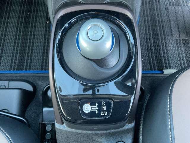 ノート １．２　ｅ－ＰＯＷＥＲ　メダリスト　日産純正メモリーナビ　全方位カメラ　被害軽減ブレーキ　ＴＶナビ　ドライブレコーダ　バックモニター　インテリキー　ＬＥＤランプ　車線逸脱警報システム　ワンオーナー　キーフリー　アルミホイール　ＥＴＣ　オートエアコン　記録簿　メモリーナビ（14枚目）