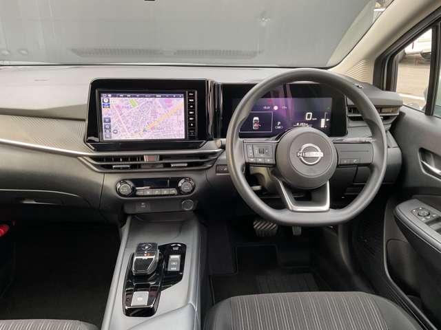 ノート １．２　Ｘ　大画面メモリーナビ　バックカメラ　ＥＴＣ２．０　リアカメラ　衝突被害軽減ブレ－キ　ＥＴＣ付　禁煙車　ＬＥＤヘッドライト　レーンアシスト　インテリジェントキー　ワンオーナー　ドラレコ　整備記録簿　盗難防止システム　ワンセグＴＶ　ＴＶナビ　メモリーナビ（4枚目）