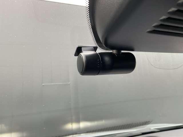 ノート １．２　Ｘ　大画面メモリーナビ　バックカメラ　ＥＴＣ２．０　リアカメラ　衝突被害軽減ブレ－キ　ＥＴＣ付　禁煙車　ＬＥＤヘッドライト　レーンアシスト　インテリジェントキー　ワンオーナー　ドラレコ　整備記録簿　盗難防止システム　ワンセグＴＶ　ＴＶナビ　メモリーナビ（13枚目）