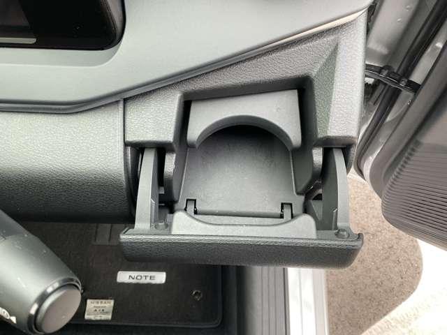 ノート １．２　Ｘ　大画面メモリーナビ　バックカメラ　ＥＴＣ２．０　リアカメラ　衝突被害軽減ブレ－キ　ＥＴＣ付　禁煙車　ＬＥＤヘッドライト　レーンアシスト　インテリジェントキー　ワンオーナー　ドラレコ　整備記録簿　盗難防止システム　ワンセグＴＶ　ＴＶナビ　メモリーナビ（16枚目）