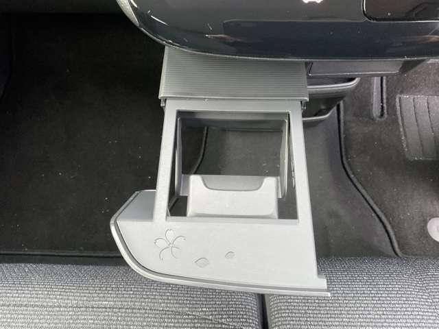 サクラ Ｘ　大画面メモリーナビ　全方位カメラ　ＥＴＣ２．０　アラウンドヴューモニター　運転席エアバック　ＡＡＣ　ＬＥＤヘッドランプ　スマートキー　レーンアシスト　ＥＴＣ　禁煙車　ドラレコ　キーレスエントリー　ワンオーナー　バックモニター　パワーステアリング（16枚目）