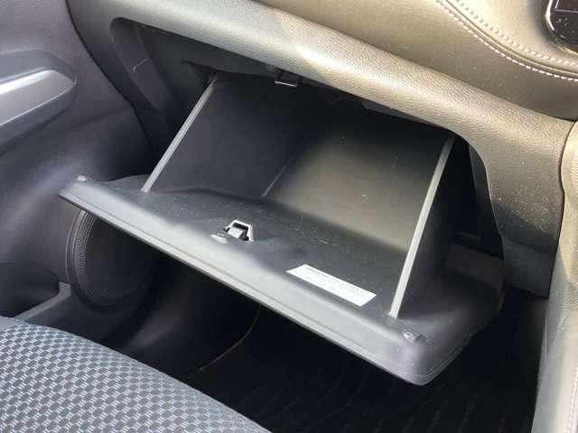 キックス １．２　Ｘ　（ｅ－ＰＯＷＥＲ）　寒冷地　大画面メモリーナビ　全方位カメラ　ナビ＆ＴＶ　寒冷地仕様　ワンオ－ナ－車　追従クルコン　スマートキー　ＬＥＤヘッド　レーンアシスト　パワーステアリング　盗難防止システム　ドライブレコーダー　ＥＴＣ　整備記録簿有　メモリーナビ　アルミ（26枚目）