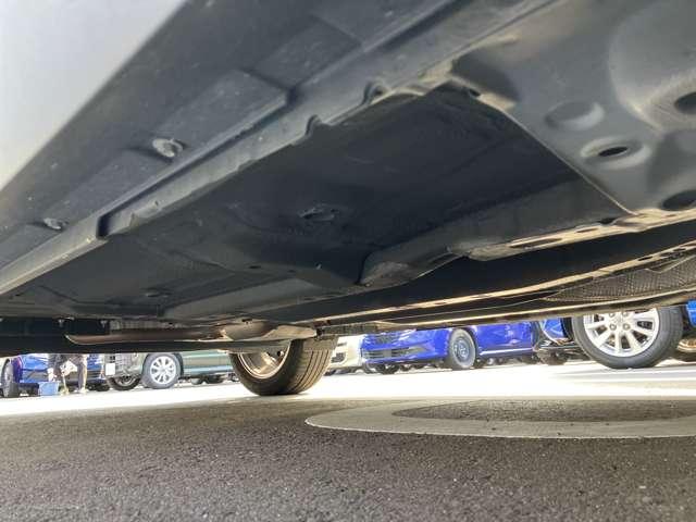 キックス １．２　Ｘ　（ｅ－ＰＯＷＥＲ）　寒冷地　大画面メモリーナビ　全方位カメラ　ナビ＆ＴＶ　寒冷地仕様　ワンオ－ナ－車　追従クルコン　スマートキー　ＬＥＤヘッド　レーンアシスト　パワーステアリング　盗難防止システム　ドライブレコーダー　ＥＴＣ　整備記録簿有　メモリーナビ　アルミ（27枚目）