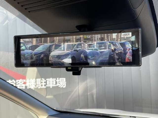 �C���e�C���W�F���g�X�}�[�g���[���~���[�𑕔����Ă���܂��̂ŁA��Ȃ̉ו��E��Ȏ҂��C�ɂ��邱�ƂȂ��A�㑱�ԓ��̊m�F�����邱�Ƃ��ł��܂���