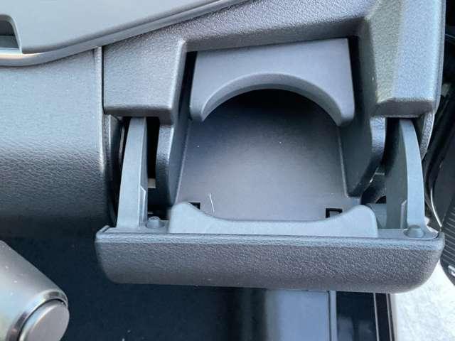 オーラ １．２　Ｇ　レザーエディション　雹害車　日産コネクトナビ　プロパイロット　ワンオーナ　追突防止　レーダークルーズ　本革　車線逸脱警報装置　禁煙車　ＬＥＤ　バックモニター　ＥＴＣ　インテリジェントキー　メモリーナビゲーション　ＡＷ　キーレスエントリー　オートエアコン　ＡＢＳ（15枚目）