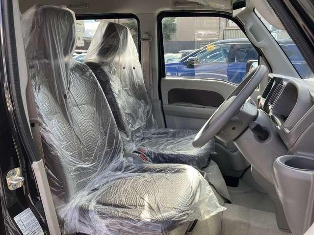 クリッパーバン ６６０　ＧＸ　ハイルーフ　雹害車　ＬＥＤヘッド　シートヒーター　衝突軽減ブレーキ　スマートキー　ワンオーナー　レーンアシスト　エアコン　ＬＥＤヘッド　キーレス　Ｗエアバッグ　アイドリングストップ　パワステ　ＡＢＳ（5枚目）