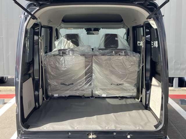 クリッパーバン ６６０　ＧＸ　ハイルーフ　雹害車　ＬＥＤヘッド　シートヒーター　衝突軽減ブレーキ　スマートキー　ワンオーナー　レーンアシスト　エアコン　ＬＥＤヘッド　キーレス　Ｗエアバッグ　アイドリングストップ　パワステ　ＡＢＳ（7枚目）