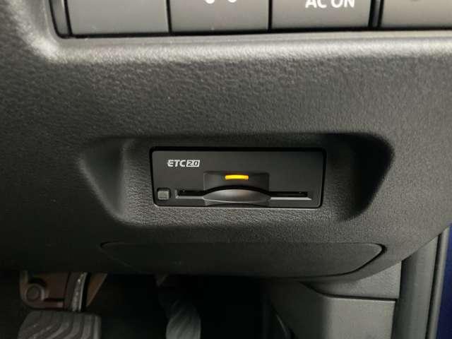 エクストレイル １．５　Ｇ　ｅ－４ＯＲＣＥ　４ＷＤ　雹害車　日産コネクトナビ　プロパイロット　１オーナー　禁煙　ＬＥＤヘッドランプ　ナビＴＶ　スマートキー　レーダークルーズ　ＬＫＡ　キーフリー　ＥＴＣ　４ＷＤ　アルミホイール　バックカメラ　サイドカメラ　オートエアコン　ＰＳ　エアＢ　ＰＷ（9枚目）