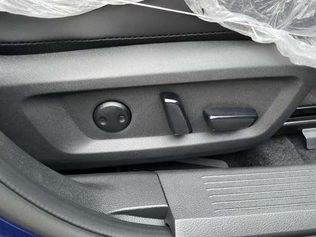 エクストレイル １．５　Ｇ　ｅ－４ＯＲＣＥ　４ＷＤ　雹害車　日産コネクトナビ　プロパイロット　１オーナー　禁煙　ＬＥＤヘッドランプ　ナビＴＶ　スマートキー　レーダークルーズ　ＬＫＡ　キーフリー　ＥＴＣ　４ＷＤ　アルミホイール　バックカメラ　サイドカメラ　オートエアコン　ＰＳ　エアＢ　ＰＷ（12枚目）