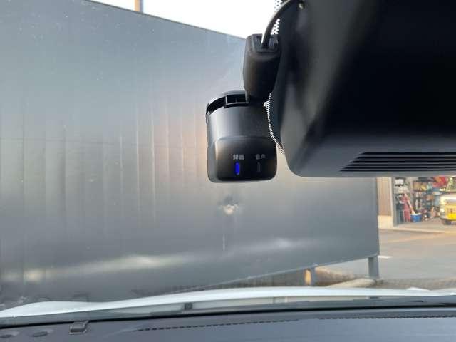 ノート 1.2 X 日産コネクトナビ 全方位カメラ ETC2.0 リアカメラ 衝突被害軽減ブレ-キ 全方位カメラ ETC付 LEDヘッドライト レーンアシスト インテリジェントキー ワンオーナー ドラレコ 整備記録簿 ワンセグTV TVナビ サイドカーテンエアバック(7枚目)