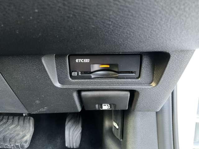 ノート 1.2 X 日産コネクトナビ 全方位カメラ ETC2.0 リアカメラ 衝突被害軽減ブレ-キ 全方位カメラ ETC付 LEDヘッドライト レーンアシスト インテリジェントキー ワンオーナー ドラレコ 整備記録簿 ワンセグTV TVナビ サイドカーテンエアバック(9枚目)