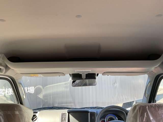 クリッパーリオ 660 E ハイルーフ 雹害車 左側オートスライド 禁煙車 LEDヘッドライト アイドリングストップ インテリジェントキー オートエアコン レーンキープアシスト 踏み間違い衝突防止(12枚目)