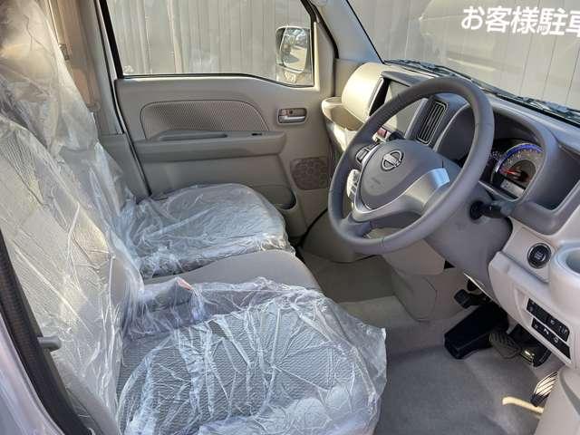 クリッパーリオ 660 E ハイルーフ 雹害車 左側オートスライド 禁煙車 LEDヘッドライト アイドリングストップ インテリジェントキー オートエアコン レーンキープアシスト 踏み間違い衝突防止(22枚目)