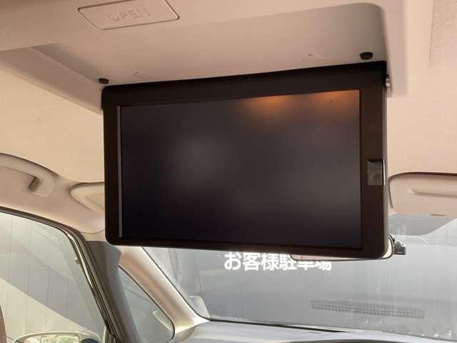 ��ȃ��j�^�[���t���Ă���܂��̂ŁA�㕔���Ȃɂ����̕����f�������y���ݒ����܂���