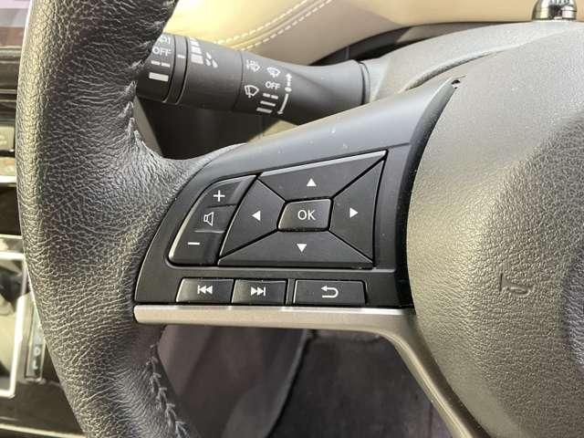 �y�X�e�A�����O�X�C�b�`�z���s���ł��n���h�������𗣂����ɃX�s�[�h���[�^�[���̃C���t�H���[�V�����f�B�X�v���C�̐ؑցA���ʒ��ߓ��A����ł��܂���