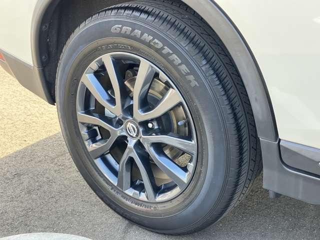 エクストレイル ２．０　２０Ｘｉ　ハイブリッド　大画面メモリーナビ　全方位カメラ　地デジ　オートマチックハイビーム　ＬＥＤヘッドライト　スマートキー　１オーナー　ＥＴＣ　ドライブレコーダー　パワーウインドウ　メモリーナビ　アルミホイール　キーレス（33枚目）