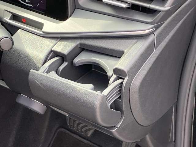 オーラ １．２　Ｇ　日産コネクトナビ　全方位カメラ　フルセグテレビ　ハイビームアシスト　ＥＴＣ車載器　アルミ　ＬＤＷ　ＬＥＤライト　バックモニター　禁煙　エアバッグ　ドライブレコーダー　記録簿　メモリーナビ　サイドカメラ（38枚目）