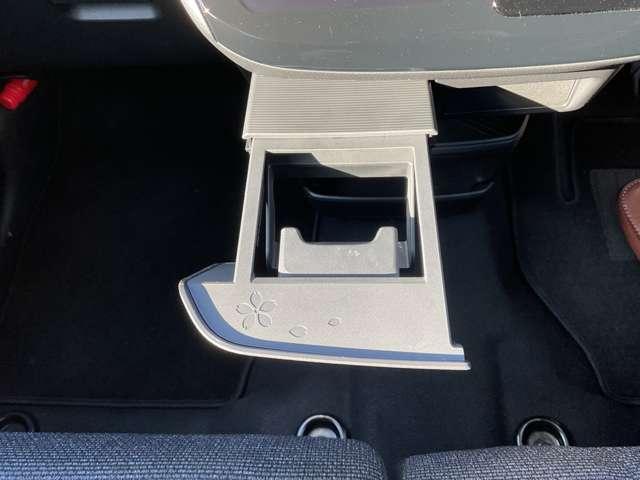 サクラ Ｘ　大画面メモリーナビ　全方位カメラ　カーテンエアバッグ　ＡＴハイビーム　取説記録簿　インテリキ　ＬＥＤランプ　フルセグ地デジ　ワンオーナー車　盗難防止装置　ＬＤＷ　ドライブレコーダー　禁煙　ＥＴＣ（36枚目）