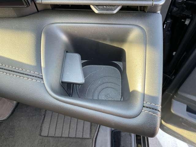 �[�Ԃ̑O�ɂ̓G���W���I�C���A�I�C���G�������g�A�G�A�N���[�i�[�A�t�@���x���g�A�o�b�e���[�A���C�p�[�S���̃`�F�b�N�܂��͌������s���܂��I