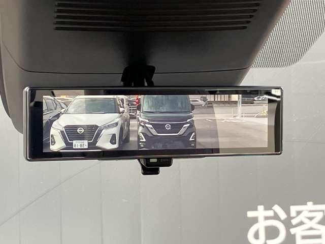 �C���e�C���W�F���g�X�}�[�g���[���~���[�𑕔����Ă���܂��̂ŁA��Ȃ̉ו��E��Ȏ҂��C�ɂ��邱�ƂȂ��A�㑱�ԓ��̊m�F�����邱�Ƃ��ł��܂��B