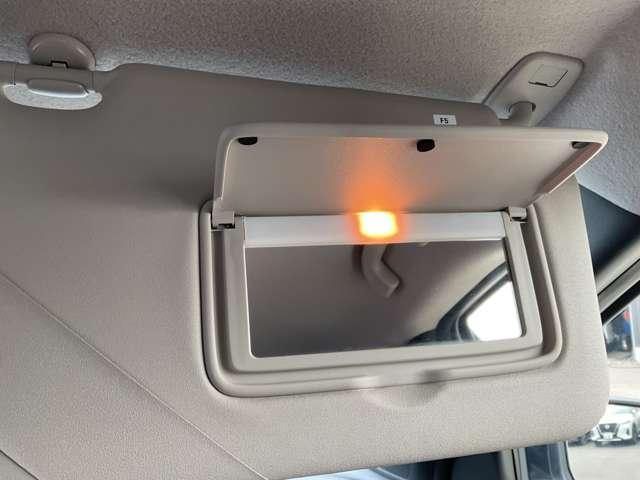 キックス 1.2 X (e-POWER) 大画面メモリーナビ 全方位カメラ アラウンドビューモニタ キーレス サイドカメラ パワステ 車線逸脱 ABS LEDヘッドランプ フルセグTV 禁煙車 オートエアコン ドラレコ ワンオーナー ETC(19枚目)