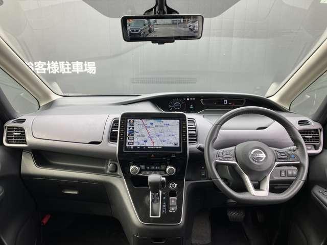 セレナ ２．０　ハイウェイスター　Ｖ　大画面メモリーナビ　全方位カメラ　シートヒータ　ハイビームアシスト　レーダーＣ　ＬＥＤランプ　サイドエアバッグ　アルミ　三列シート　ワンオーナー　エアバッグ　ＬＤＰ　寒冷地　キーフリー　ＥＴＣ　ＡＢＳ（4枚目）