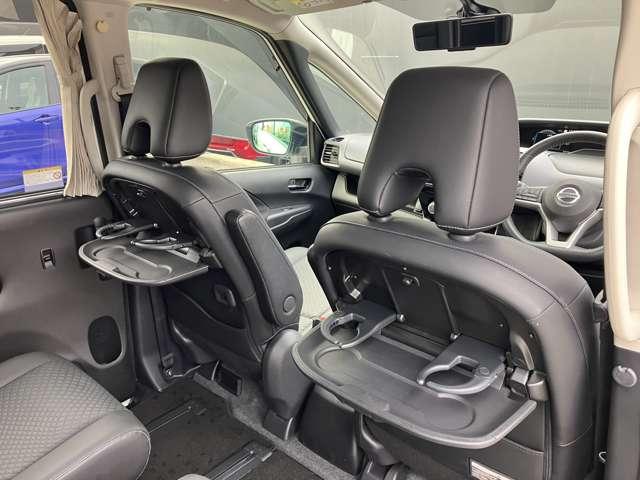 セレナ １．２　ｅ－ＰＯＷＥＲ　ハイウェイスター　Ｖ　大画面メモリーナビ　全方位カメラ　キーレスエントリ　レーダークルーズＣ　衝突軽減ブレーキシステム　スマートキーＰスタート　１オーナ　車線逸脱　ＬＥＤヘッドライト　ＥＴＣ　ドライブレコーダー　記録簿付き（17枚目）