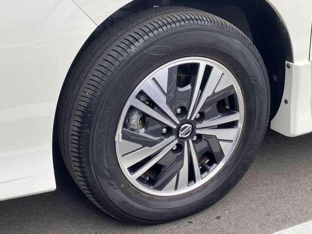 セレナ １．２　ｅ－ＰＯＷＥＲ　ハイウェイスター　Ｖ　大画面メモリーナビ　全方位カメラ　キーレスエントリ　レーダークルーズＣ　衝突軽減ブレーキシステム　スマートキーＰスタート　１オーナ　車線逸脱　ＬＥＤヘッドライト　ＥＴＣ　ドライブレコーダー　記録簿付き（39枚目）