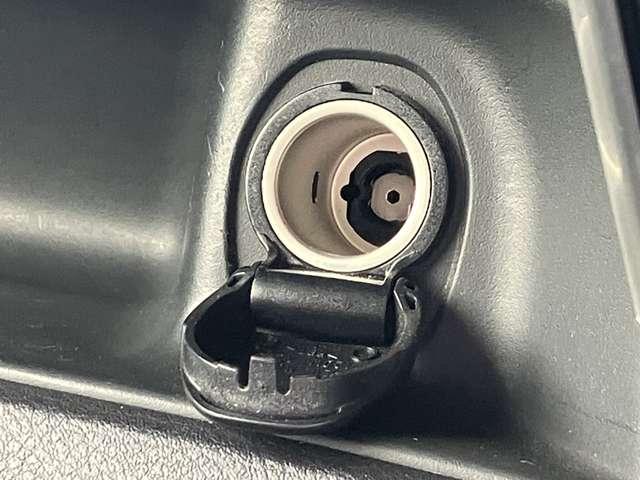 セレナ １．２　ｅ－ＰＯＷＥＲ　ハイウェイスター　Ｖ　大画面メモリーナビ　全方位カメラ　キーレスエントリ　レーダークルーズＣ　衝突軽減ブレーキシステム　スマートキーＰスタート　１オーナ　車線逸脱　ＬＥＤヘッドライト　ＥＴＣ　ドライブレコーダー　記録簿付き（44枚目）