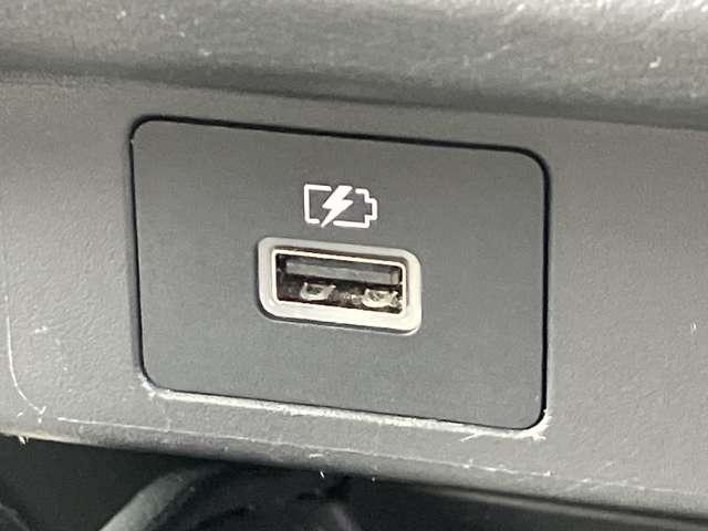 オーラ １．２　Ｇ　大画面メモリーナビ　全方位カメラ　エマージェンシーＢ　ワンオナ　ＴＶナビ　地デジ　キーレス　スマキー　レーンキープアシスト　ＬＥＤヘッドランプ　ＥＴＣ　サイドカメラ　パワーウィンドウ　ドラレコ　記録簿（14枚目）