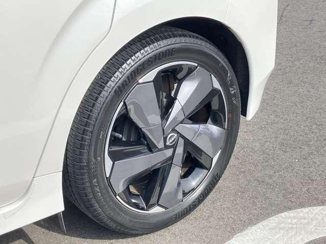 オーラ １．２　Ｇ　大画面メモリーナビ　全方位カメラ　エマージェンシーＢ　ワンオナ　ＴＶナビ　地デジ　キーレス　スマキー　レーンキープアシスト　ＬＥＤヘッドランプ　ＥＴＣ　サイドカメラ　パワーウィンドウ　ドラレコ　記録簿（33枚目）