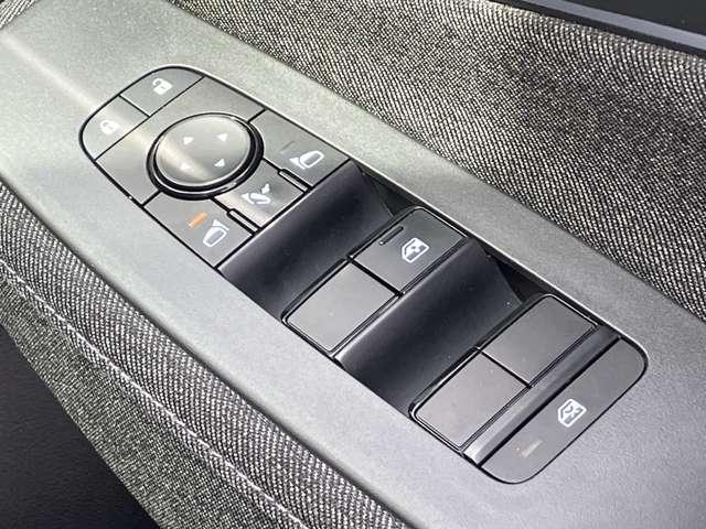 オーラ １．２　Ｇ　大画面メモリーナビ　全方位カメラ　エマージェンシーＢ　ワンオナ　ＴＶナビ　地デジ　キーレス　スマキー　レーンキープアシスト　ＬＥＤヘッドランプ　ＥＴＣ　サイドカメラ　パワーウィンドウ　ドラレコ　記録簿（44枚目）