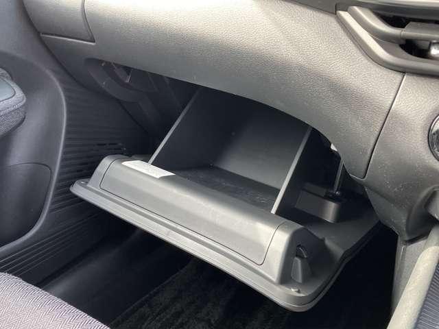 オーラ １．２　Ｇ　大画面メモリーナビ　全方位カメラ　エマージェンシーＢ　ワンオナ　ＴＶナビ　地デジ　キーレス　スマキー　レーンキープアシスト　ＬＥＤヘッドランプ　ＥＴＣ　サイドカメラ　パワーウィンドウ　ドラレコ　記録簿（50枚目）