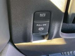 ���գԣϡ��ȣϣ̣ĵ�ǽ��ܤ��Ƥ���ޤ����֥졼����Ƨ�����ߤ���ȡ���ưŪ�˥֥졼���Ϥ��ݻ����ޤ��������Ԥ��������ʤɤˡ��֥졼���ڥ����Ƨ��³����ɬ�פ��ʤ���­������ڸ����Ƥ���ޤ��� 7