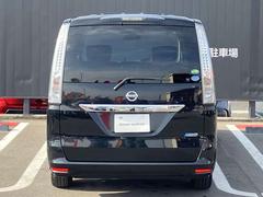 Ÿ�����̵�����֤Ǥ⡢����������ǥ����顼�μ֤�Ź��Ǹ����Ǥ��ޤ����ʣǣţ�-�ո��������ƥ�ˡ��ޤ������ǥ����顼�ʤΤǤ�����󿷼֤Τ����̤⾵��ޤ��� 5