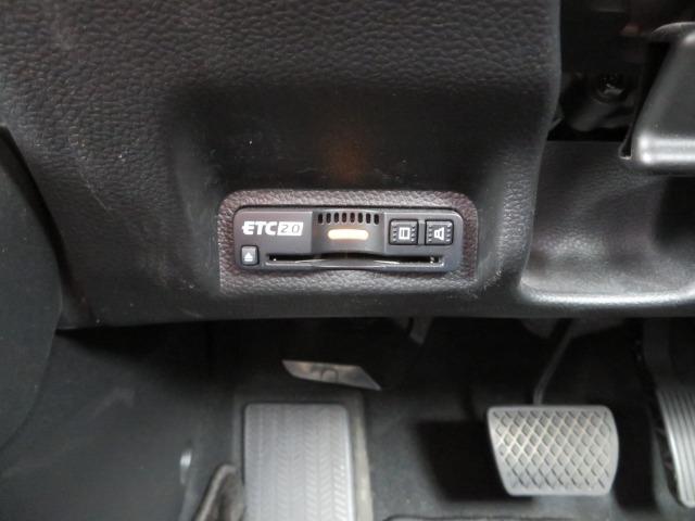 ヴェゼル ｅ：ＨＥＶ　Ｚ　純正ナビ　フルセグＴＶ　バックカメラ（16枚目）