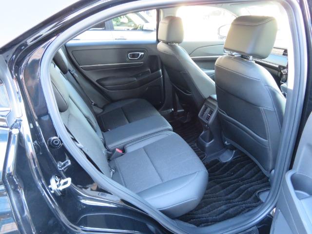 ヴェゼル ｅ：ＨＥＶ　Ｚ　純正ナビ　バックカメラ　フルセグＴＶ（4枚目）