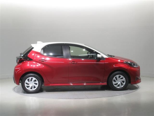 ヤリス Ｘ　衝突被害軽減システム　バックカメラ　ＣＤ　ミュージックプレイヤー接続可　ＤＶＤ再生　スマートキー　キーレス　ワンオーナー（7枚目）