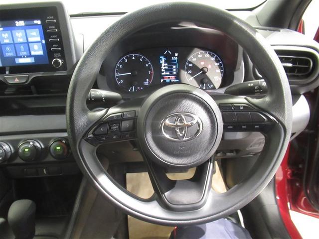 ヤリス Ｘ　衝突被害軽減システム　バックカメラ　ＣＤ　ミュージックプレイヤー接続可　ＤＶＤ再生　スマートキー　キーレス　ワンオーナー（16枚目）