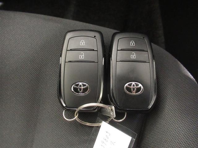 ヤリス Ｘ　衝突被害軽減システム　バックカメラ　ＣＤ　ミュージックプレイヤー接続可　ＤＶＤ再生　スマートキー　キーレス　ワンオーナー（22枚目）