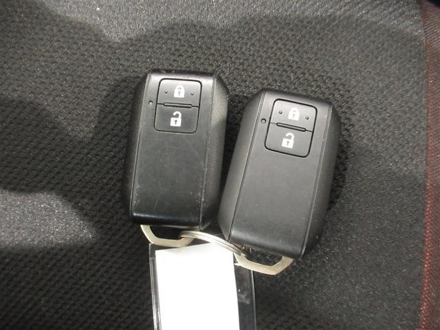 ワゴンＲスティングレー ハイブリッドＸ　衝突被害軽減システム　メモリーナビ　フルセグ　バックカメラ　ＥＴＣ　ドラレコ　ＣＤ　ミュージックプレイヤー接続可　ＤＶＤ再生　ＬＥＤヘッドランプ　ベンチシート　スマートキー　キーレス　ハイブリッド（25枚目）