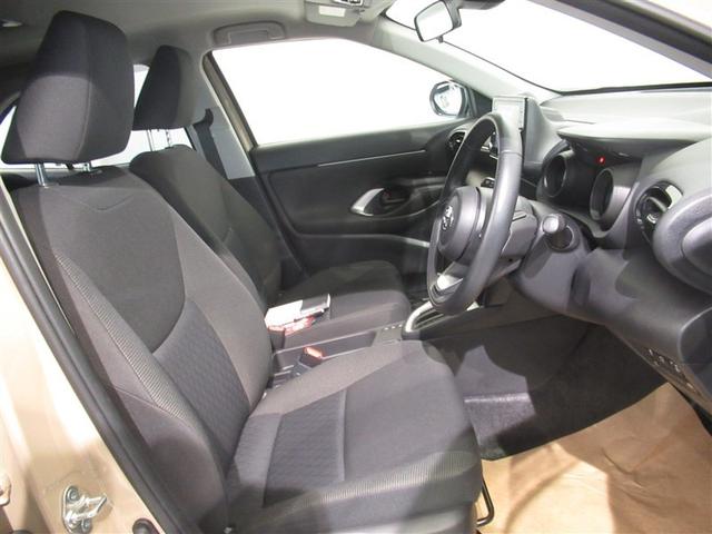 ヤリスクロス ハイブリッドＧ　衝突被害軽減システム　メモリーナビ　フルセグ　バックカメラ　ＥＴＣ　ミュージックプレイヤー接続可　オートクルーズコントロール　スマートキー　キーレス　ハイブリッド　ワンオーナー（17枚目）